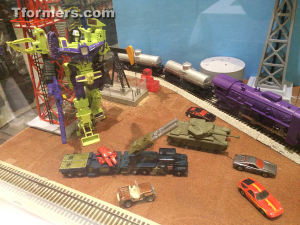 BotCon 2014 Transformers Art Show  (110 of 185)